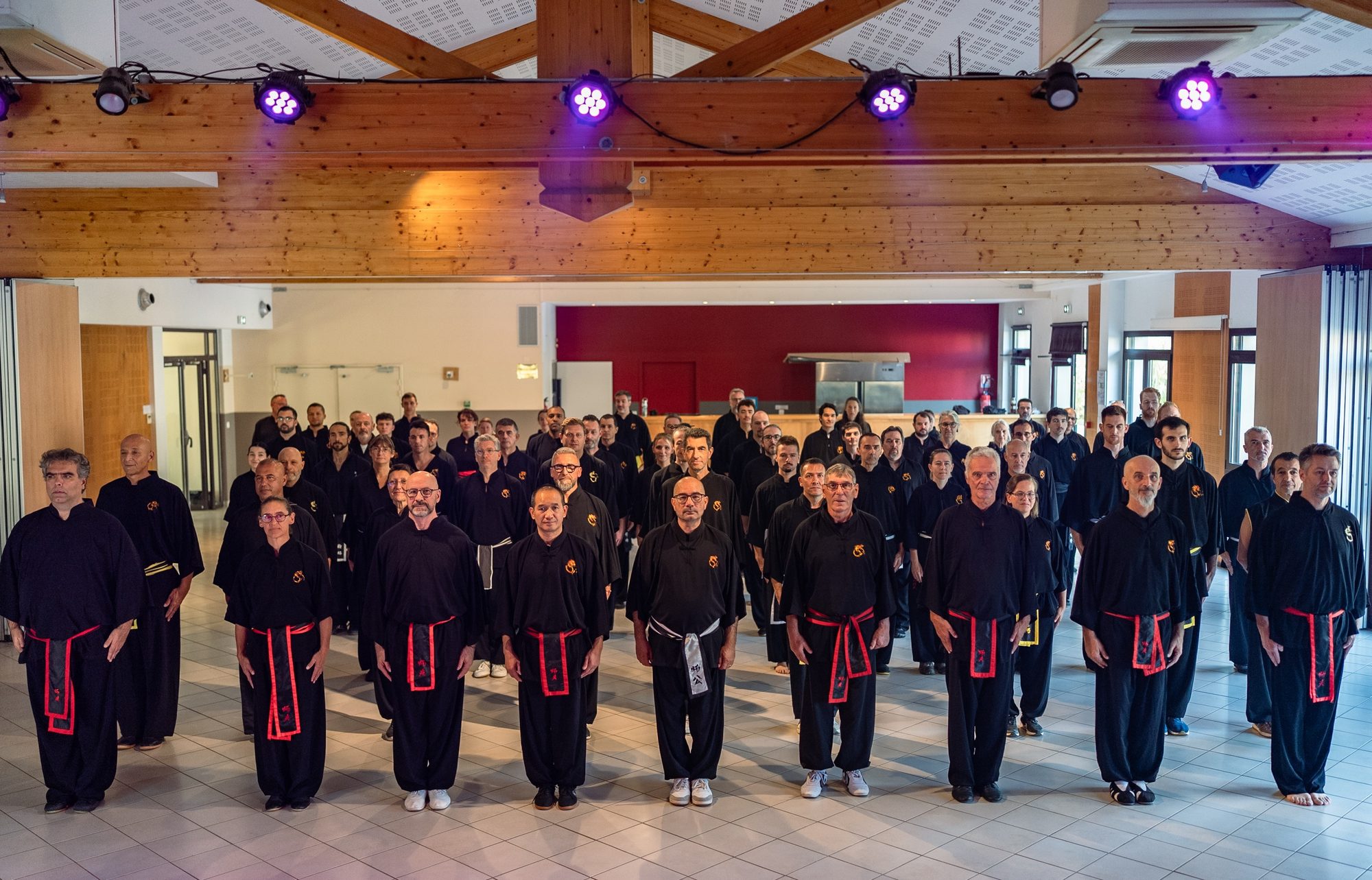 Stage du Cercle 2026 – photo de groupe en salle